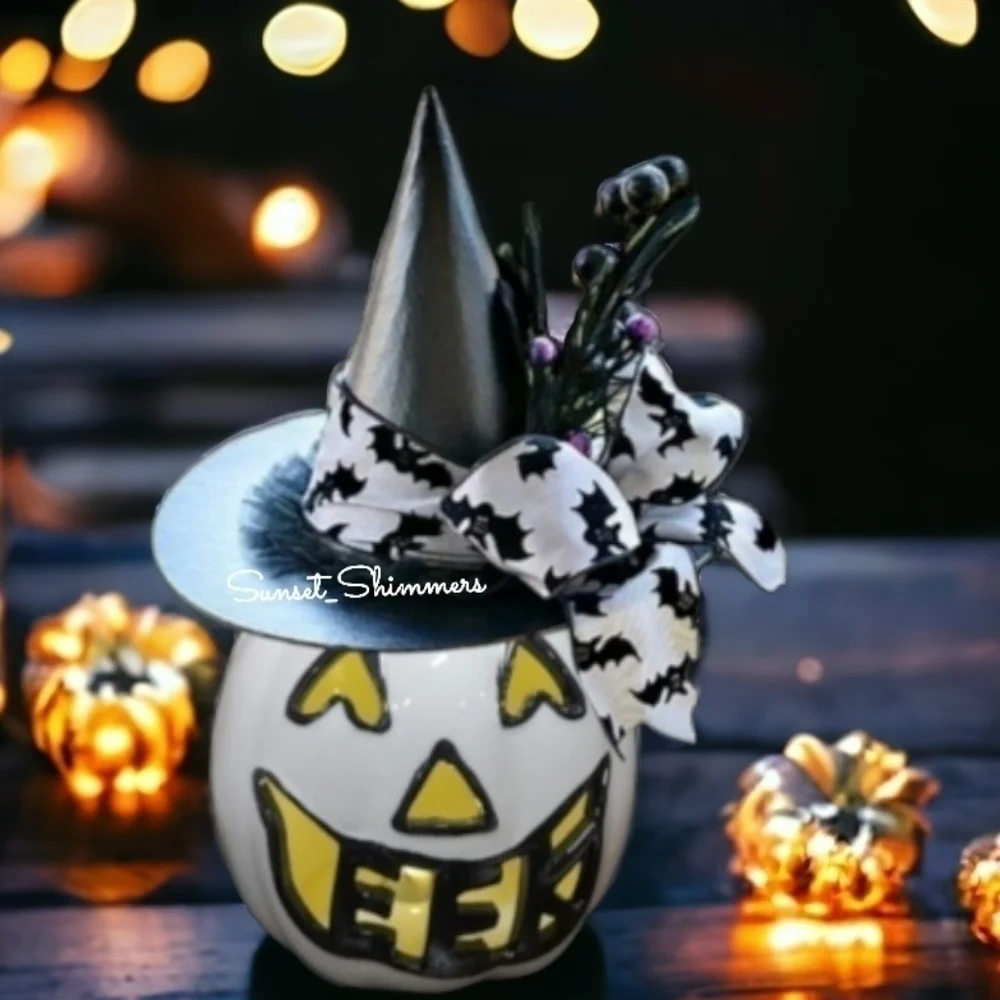 Halloween Light Up Black & White EEK Pumpkin Ceramic JACK O LANTERN NEW